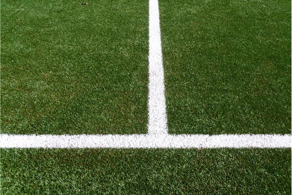 Aanleg kunstgras voetbalveld Glazenleeuw - Sportinfrabouw NV